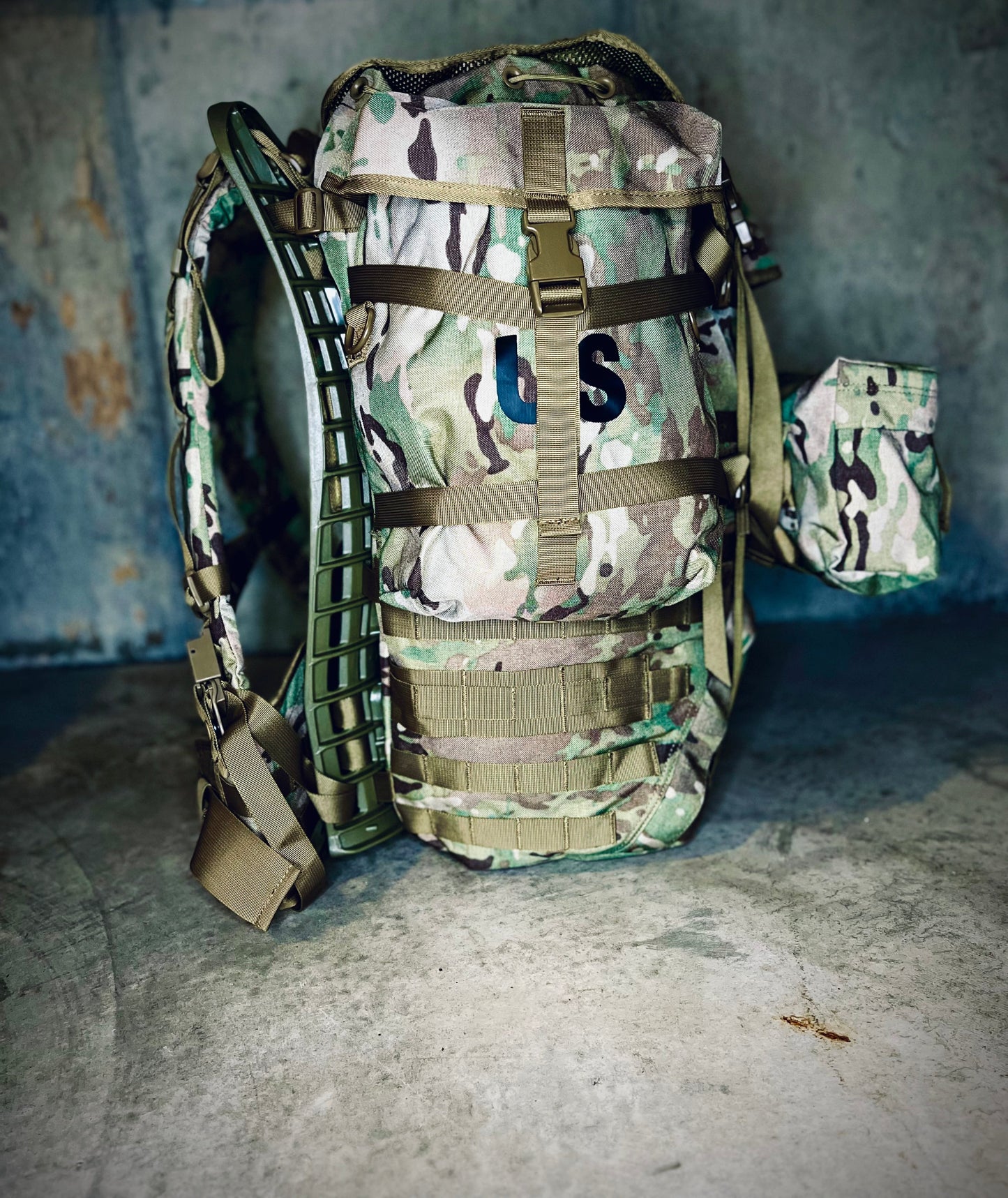 US Army MOLLE II Large Pack - Rucksack with Frame - OCP by ATACLETE